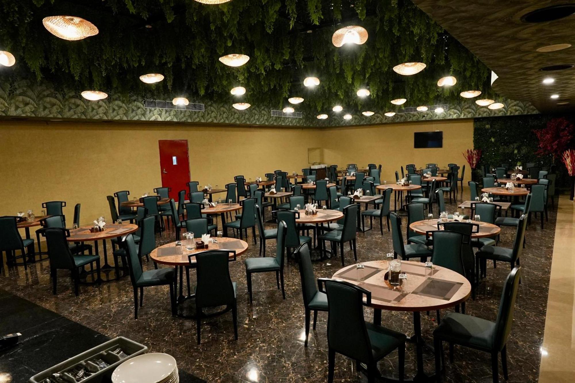 Le Royale Palace Karaikal Dış mekan fotoğraf