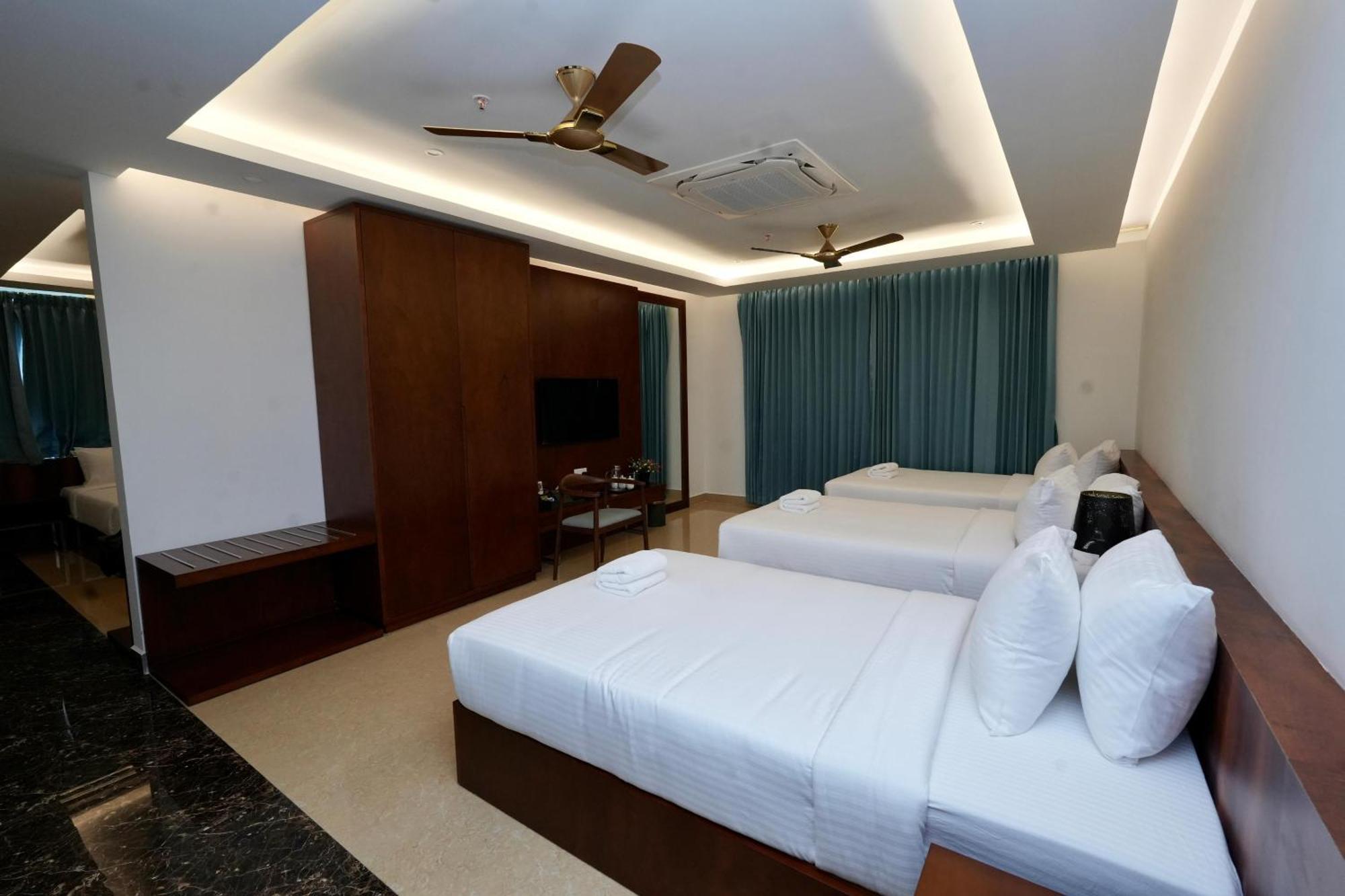 Le Royale Palace Karaikal Dış mekan fotoğraf